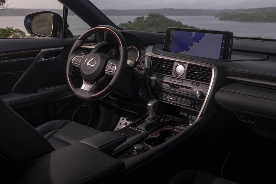 Торпедо Lexus RX450h F-Sport 2019 года  (NA) (фото 35 из 37)
